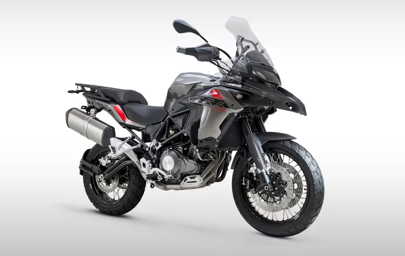 Motocykel BENELLI TRK 502 X Adventure E5 JJ Moto skutre tvorkolky moto prislu enstvo ich servis