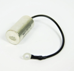 Kondenz�tor s o�kom PIONIER (k�bel 120mm)